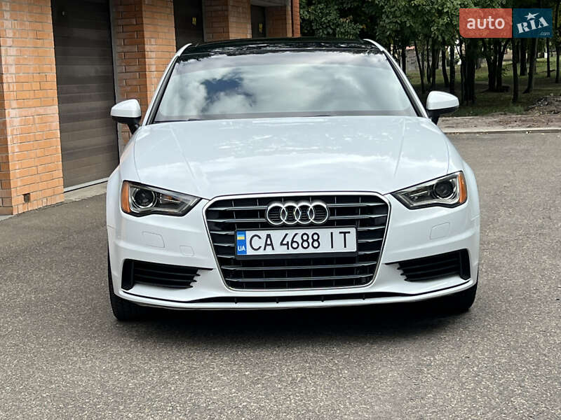 Седан Audi A3 2014 в Смілі