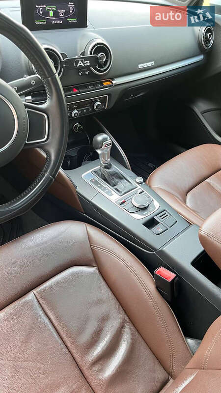 Седан Audi A3 2014 в Львове