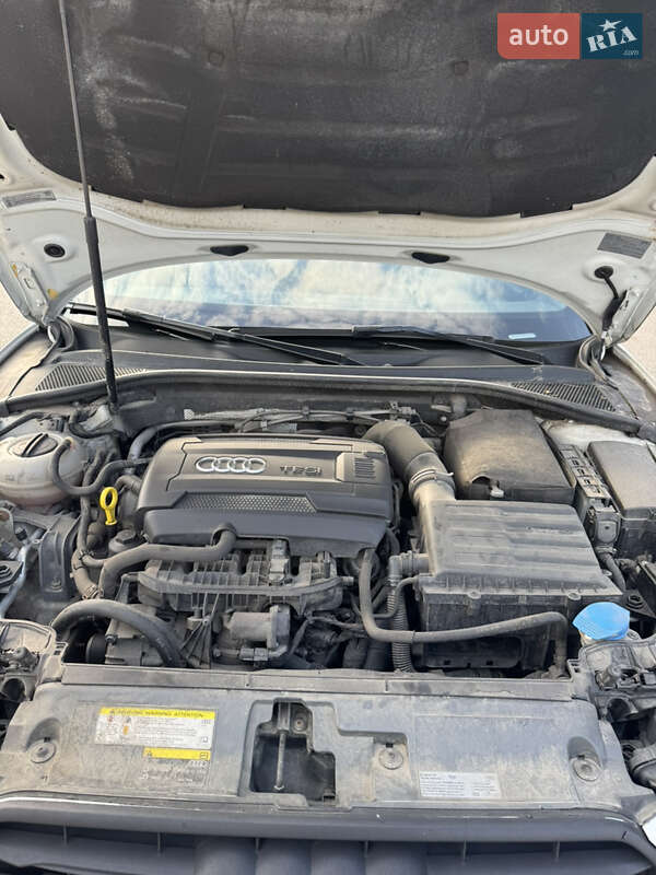 Седан Audi A3 2015 в Киеве фото 15 Седан Audi A3 2015 в Киеве