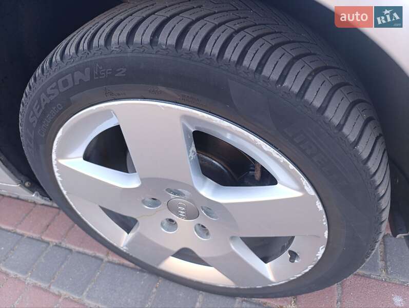 Хэтчбек Audi A3 2007 в Староконстантинове