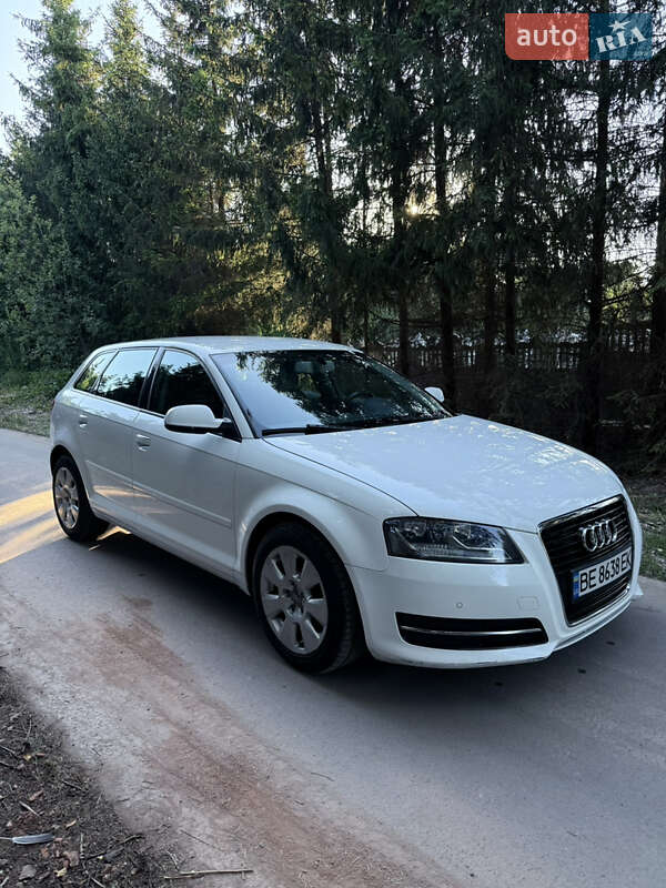 Хэтчбек Audi A3 2011 в Ивано-Франковске фото 8 Хэтчбек Audi A3 2011 в Ивано-Франковске