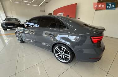 Седан Audi A3 2019 в 