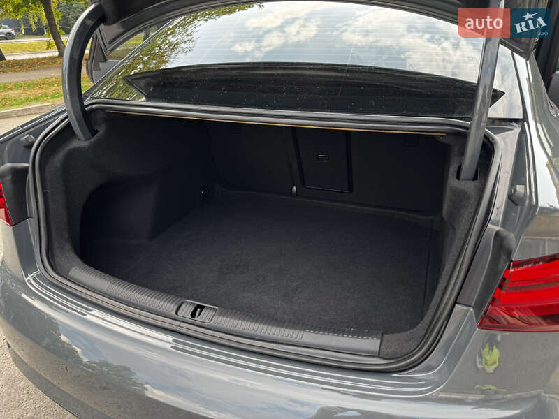 Седан Audi A3 2020 в Белой Церкви