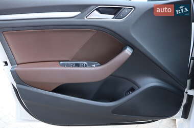 Седан Audi A3 2015 в 