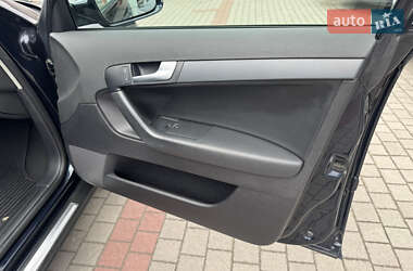 Хетчбек Audi A3 2012 в 