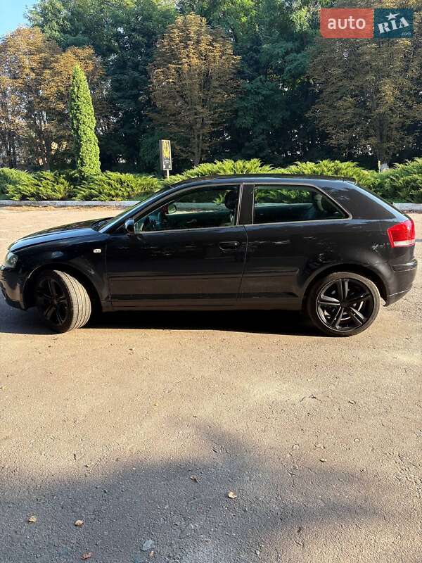 Хетчбек Audi A3 2004 в Ніжині
