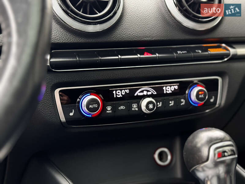 Седан Audi A3 2014 в Івано-Франківську