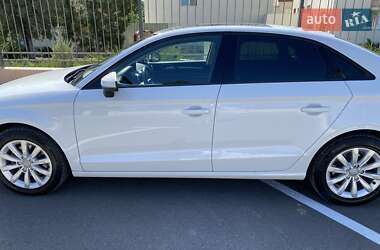 Седан Audi A3 2015 в 