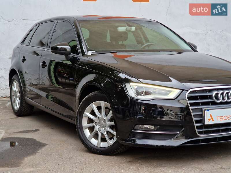 Хэтчбек Audi A3 2015 в Одессе
