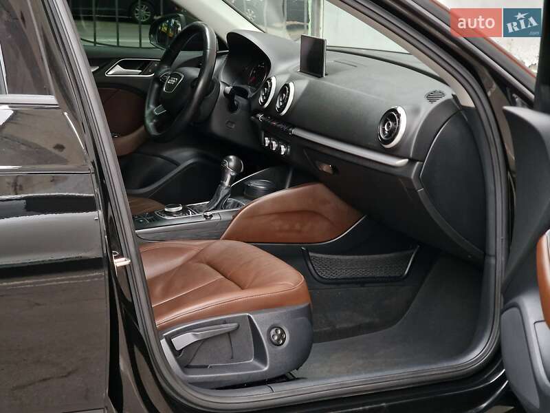 Хэтчбек Audi A3 2015 в Одессе