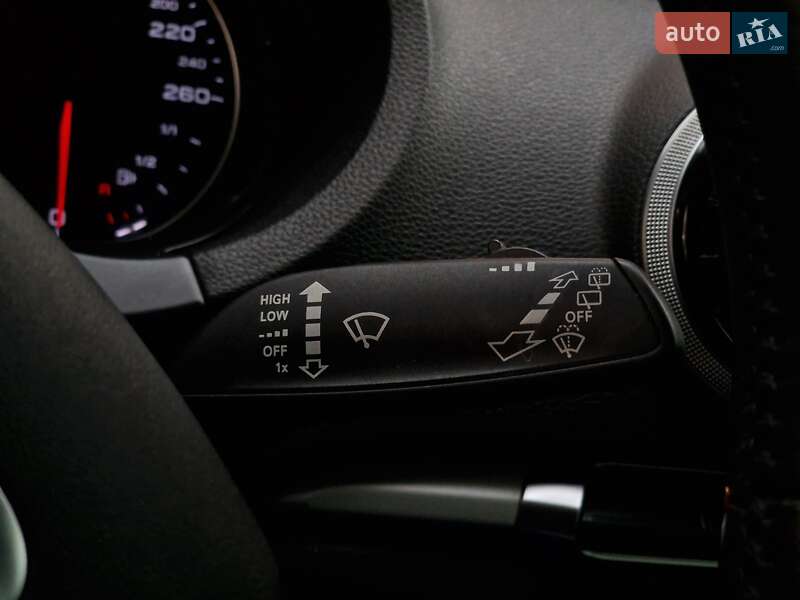 Хэтчбек Audi A3 2015 в Одессе