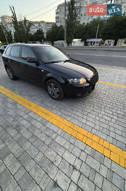 Хэтчбек Audi A3 2007 в 