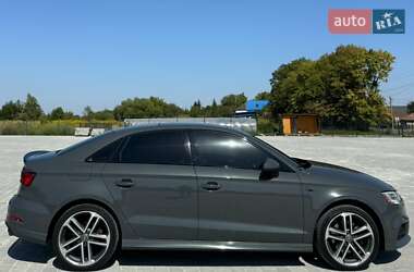 Седан Audi A3 2016 в 