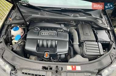 Хэтчбек Audi A3 2007 в 