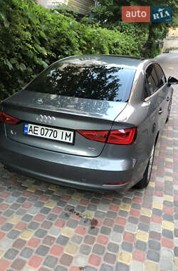 Седан Audi A3 2017 в 