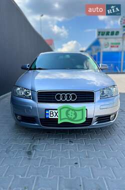 Хетчбек Audi A3 2003 в 