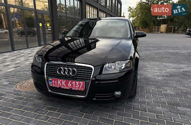 Хетчбек Audi A3 2006 в 