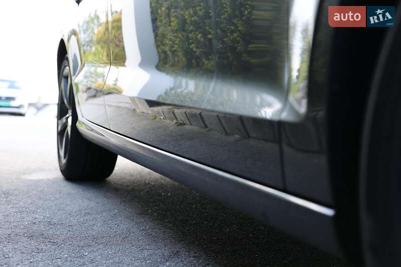 Седан Audi A3 2015 в Новояворовске