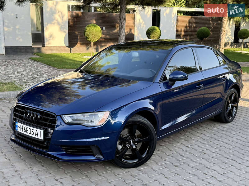Седан Audi A3 2015 в Одессе