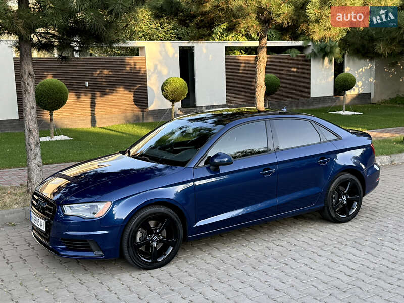Седан Audi A3 2015 в Одессе