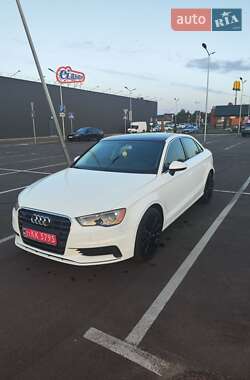 Седан Audi A3 2016 в 