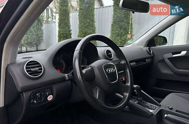 Хэтчбек Audi A3 2006 в 