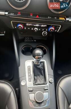 Седан Audi A3 2018 в 