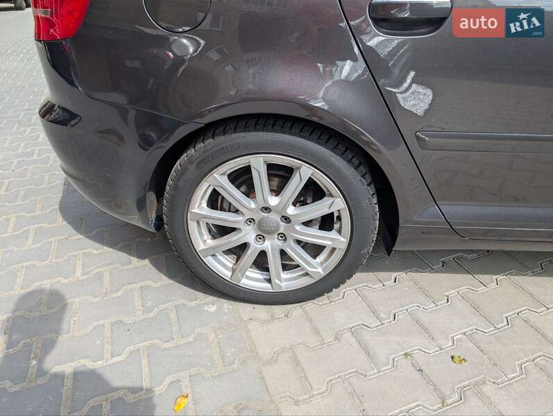 Хэтчбек Audi A3 2011 в Ивано-Франковске