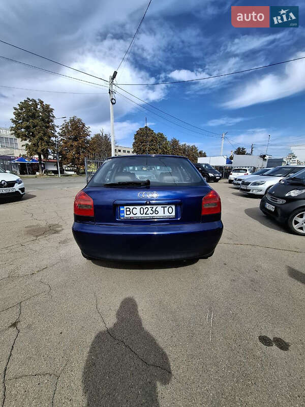 Хэтчбек Audi A3 1999 в Киеве