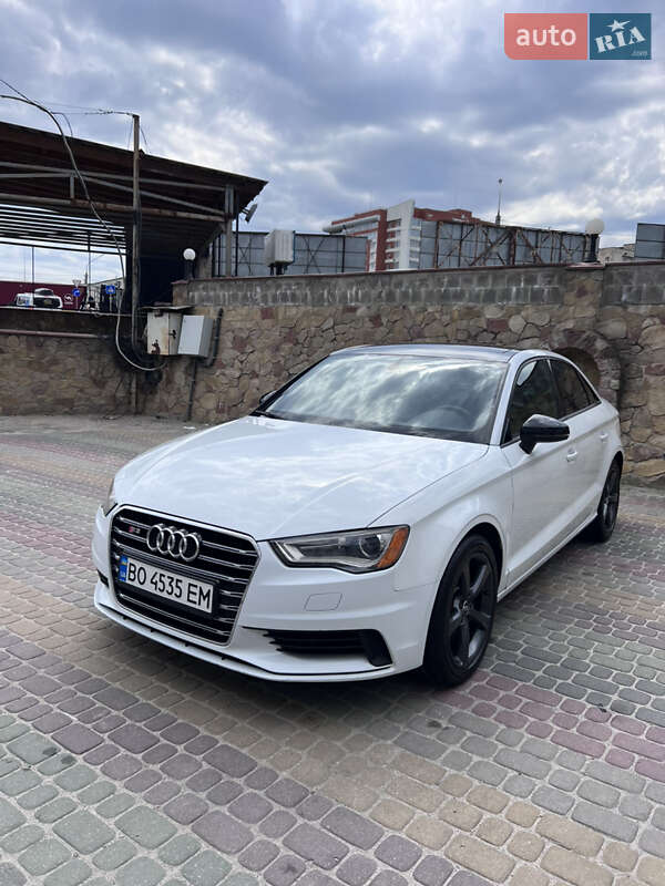 Седан Audi A3 2015 в Тернополе