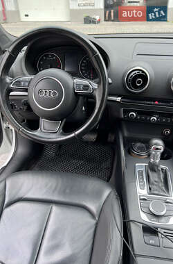 Седан Audi A3 2015 в 