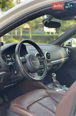 Седан Audi A3 2015 в 