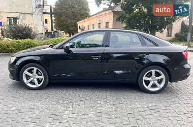 Седан Audi A3 2016 в 