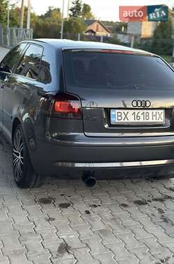 Хэтчбек Audi A3 2004 в 