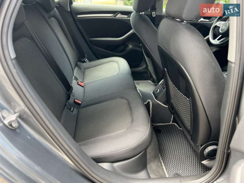 Хэтчбек Audi A3 2019 в Львове