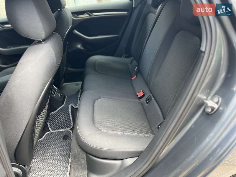 Хэтчбек Audi A3 2019 в Львове