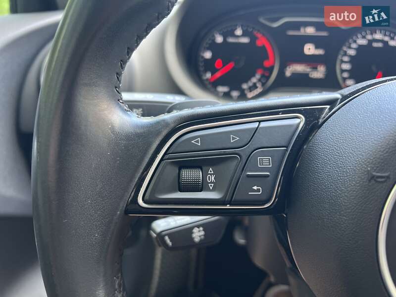 Хэтчбек Audi A3 2019 в Львове