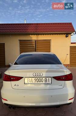 Седан Audi A3 2016 в 
