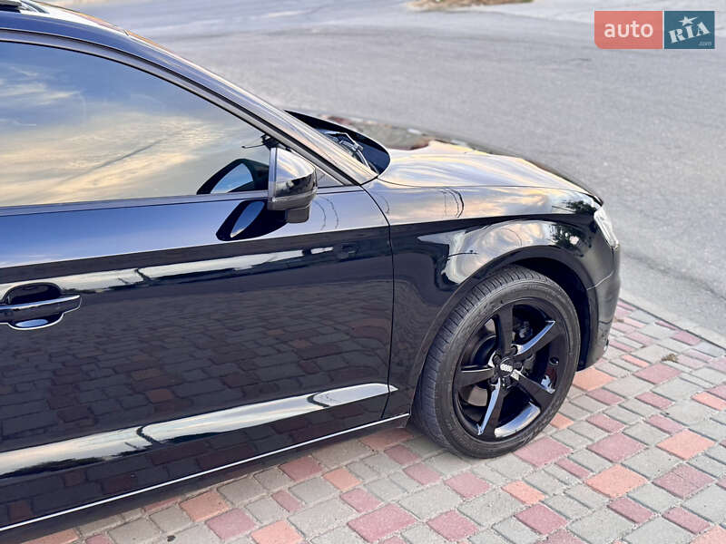 Седан Audi A3 2014 в Одессе