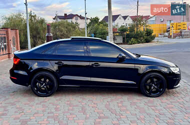 Седан Audi A3 2014 в 