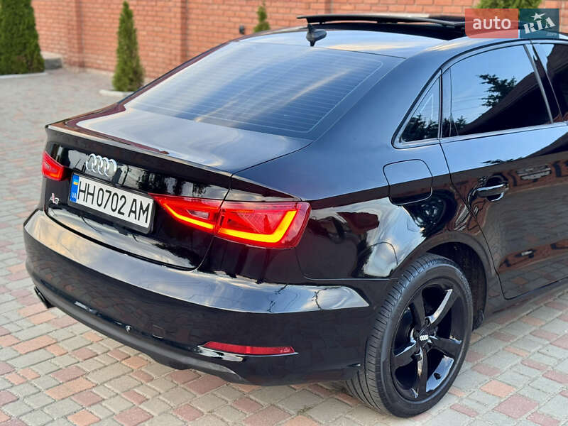 Седан Audi A3 2014 в Одессе