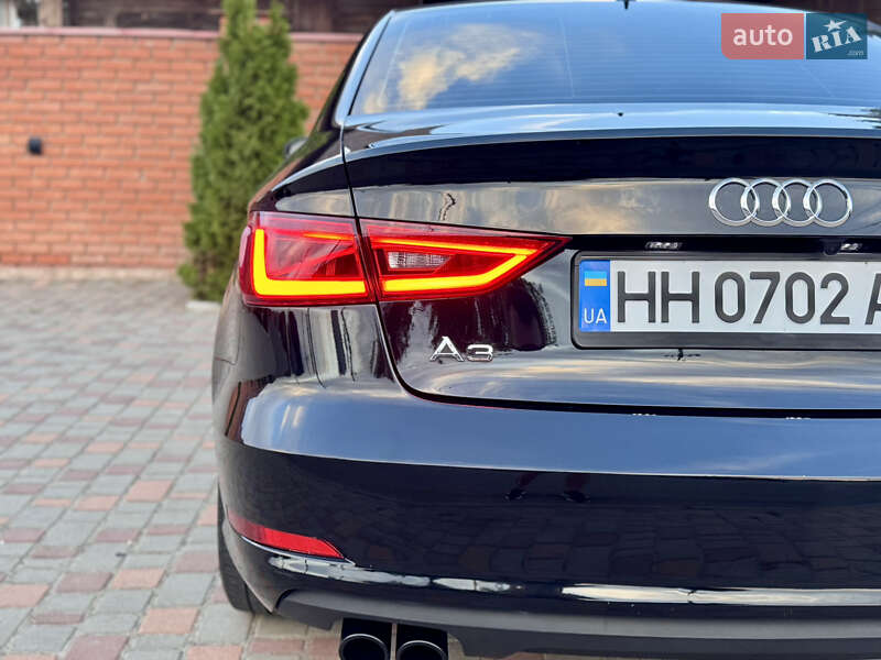 Седан Audi A3 2014 в Одессе