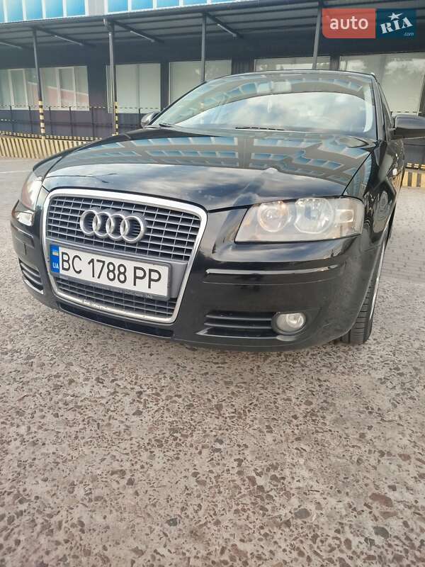 Хэтчбек Audi A3 2007 в 