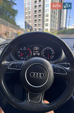 Седан Audi A3 2016 в 