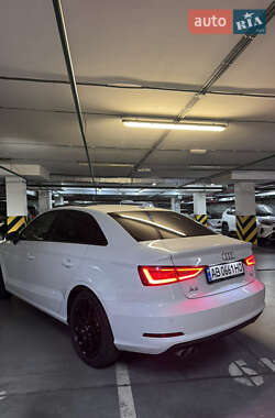 Седан Audi A3 2016 в 