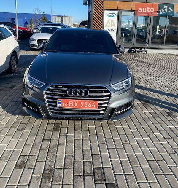 Седан Audi A3 2018 в Львове