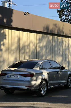 Седан Audi A3 2017 в 