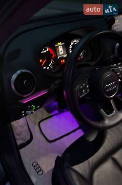 Седан Audi A3 2018 в 