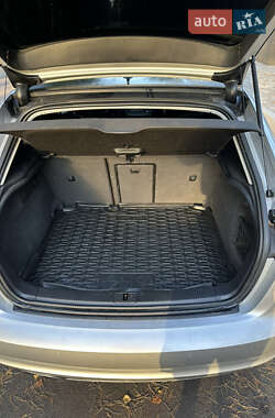 Хетчбек Audi A3 2011 в 