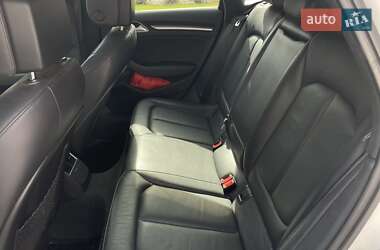 Хетчбек Audi A3 2016 в 
